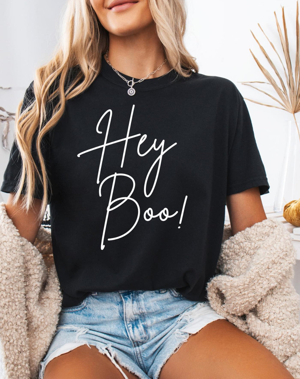 Hey Boo Tee