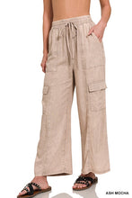 Load image into Gallery viewer, Washed Linen Elastic Band Waist Cargo Pants