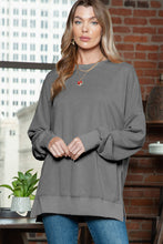 Load image into Gallery viewer, Washed Oversized Sweatshirt