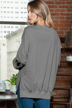 Load image into Gallery viewer, Washed Oversized Sweatshirt