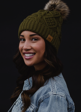 Load image into Gallery viewer, Cable Knit Pom Hat