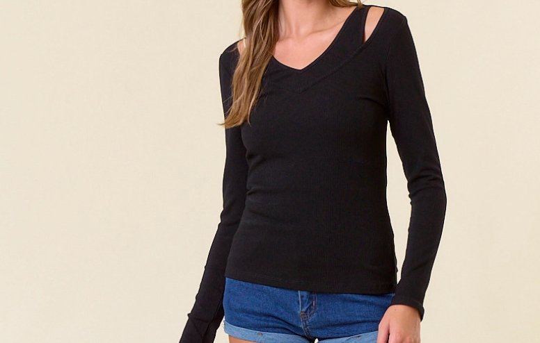 Adeline - Black V - neck Long Sleeve - Honeyed Steele Boutique