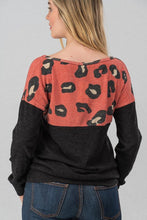 Load image into Gallery viewer, Leopard Block Sweatshirt