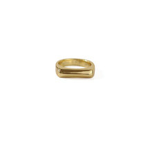 Load image into Gallery viewer, 18K Gold Versatile Simple Ring