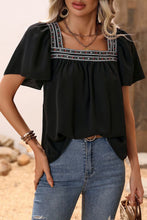 Load image into Gallery viewer, Contrast Square Neck Puff Sleeve Blouse