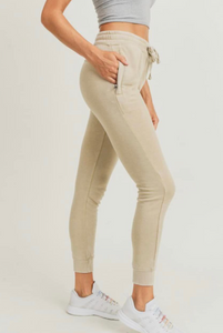 Skinny Fleece Joggers with Zippered Pockets