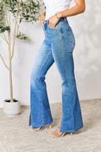 Load image into Gallery viewer, BAYEAS Slit Flare Jeans